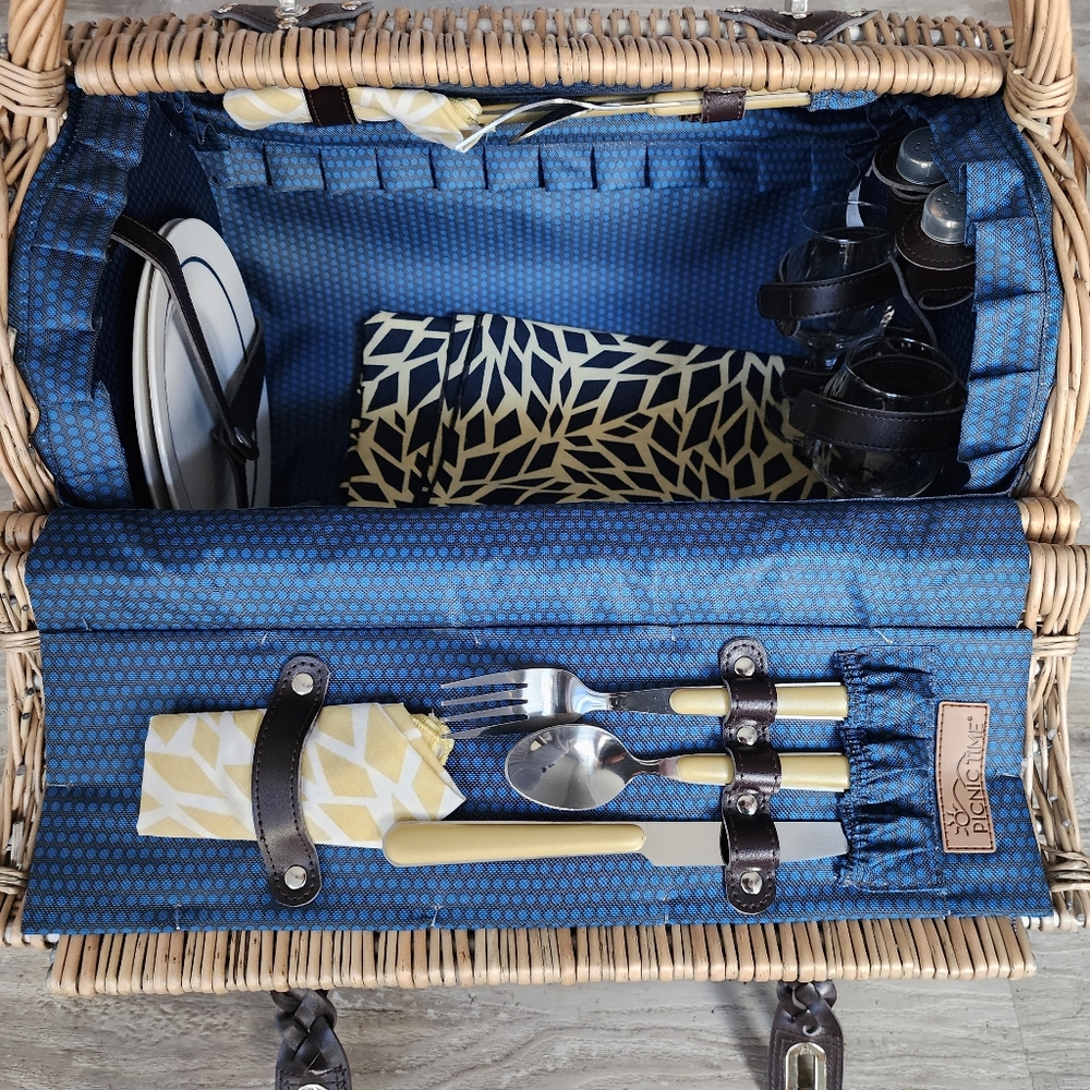 Wicker Picnic Basket with Brown Accents